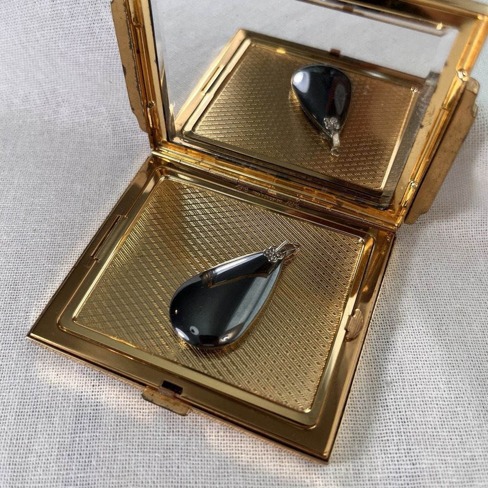 VINTAGE BLACK ONYX TEARDROP PENDANT 1.5"